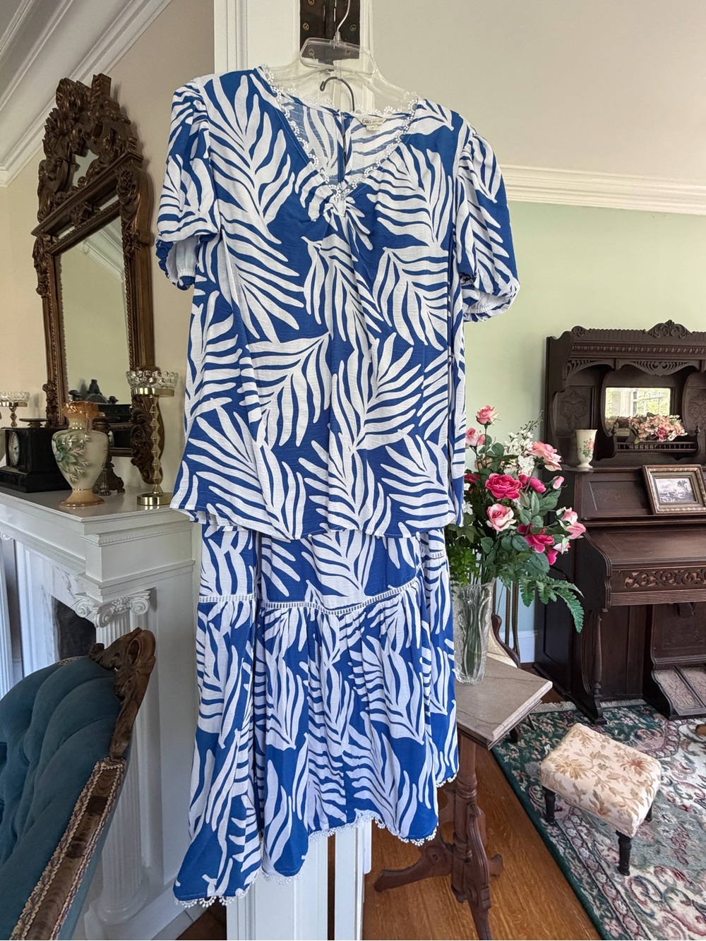 Blue and White Tropical Leaf Print Two-Piece Maxi Skirt 2 piece set NWT